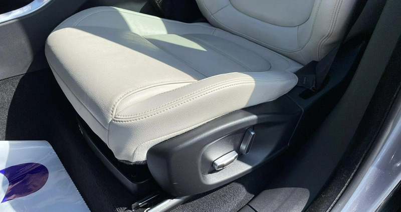 Jaguar F-Pace cena 169900 przebieg: 44000, rok produkcji 2020 z Witnica małe 379